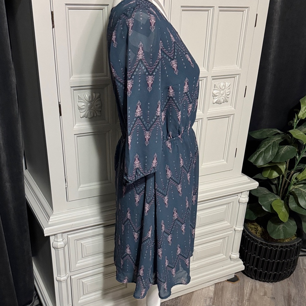 Maurices Teal and Pink/Purple Patterned Dress Size XS - Picture 5 of 11